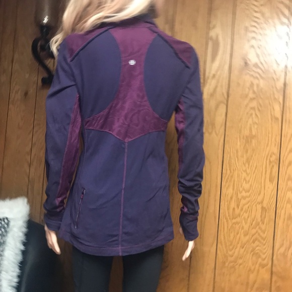 Lululemon"Purple Stripe Star Runner 1/2 Zip Pullover- Size None-Good Condition - Picture 8 of 14